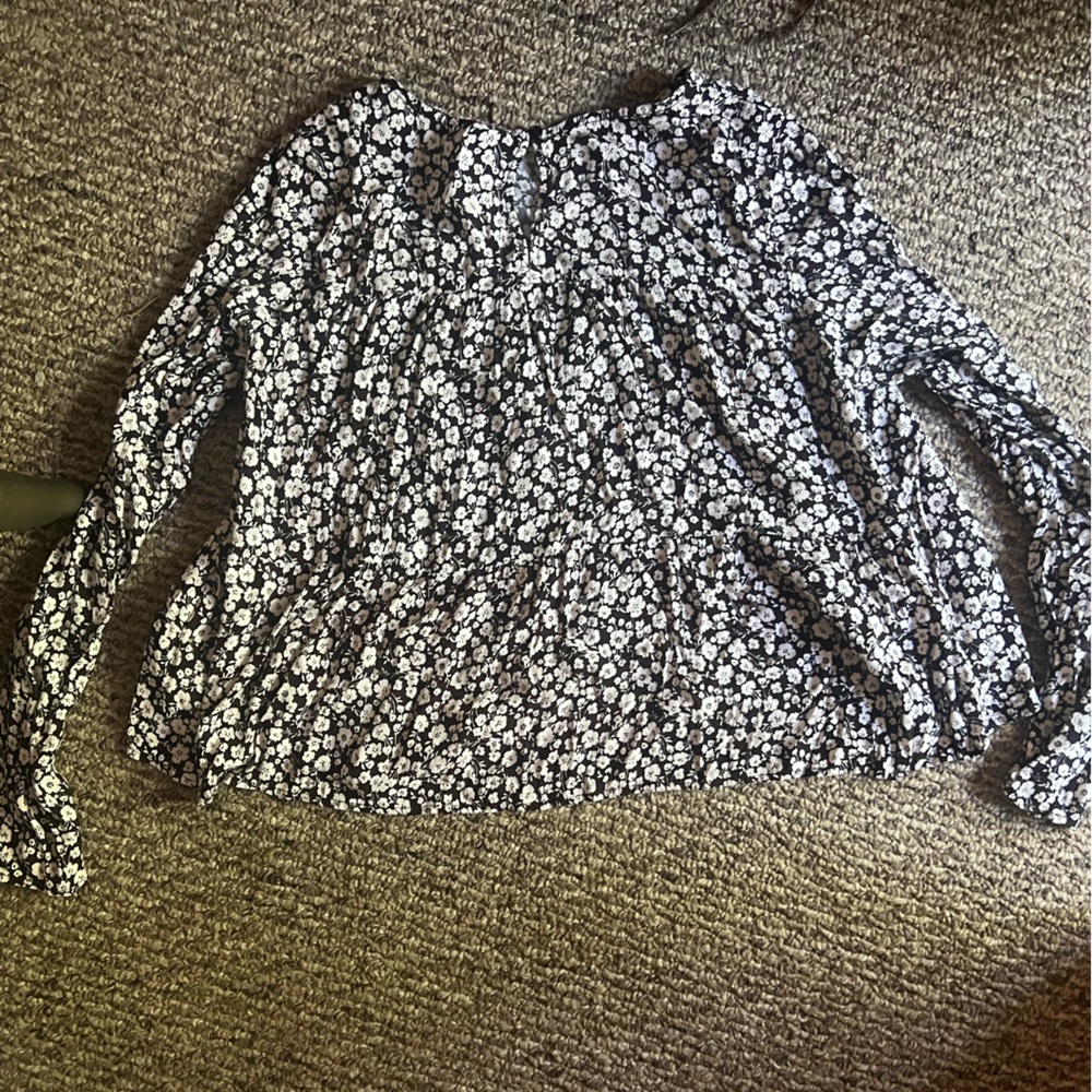 Gap Floral Top - Picture 6 of 8